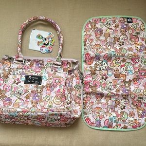 NWT Tokidoki Jujube be classy donutellas sweet shop bag and changing pad